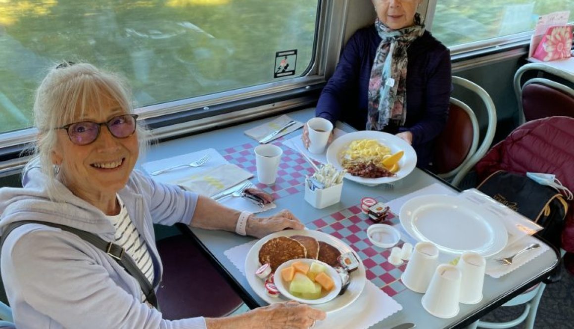 24 aout, déjeuner sur le train Winnipeg-Churchill