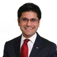 Yasir Naqvi « sérieusement intéressé » par la direction du Parti libéral de l’Ontario