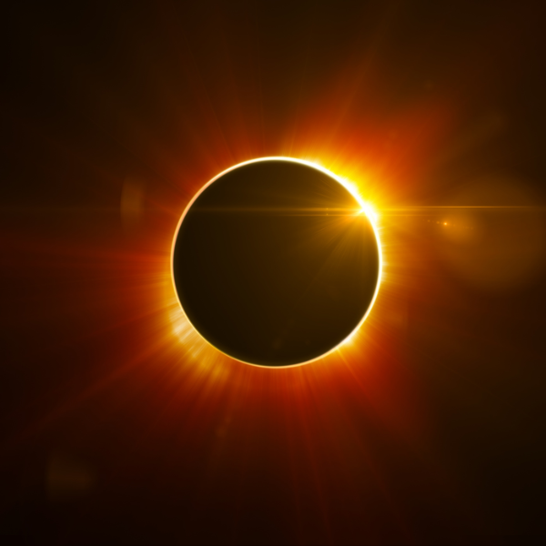 Éclipse solaire totale : CSCDGR change le 8 avril en pédagogique